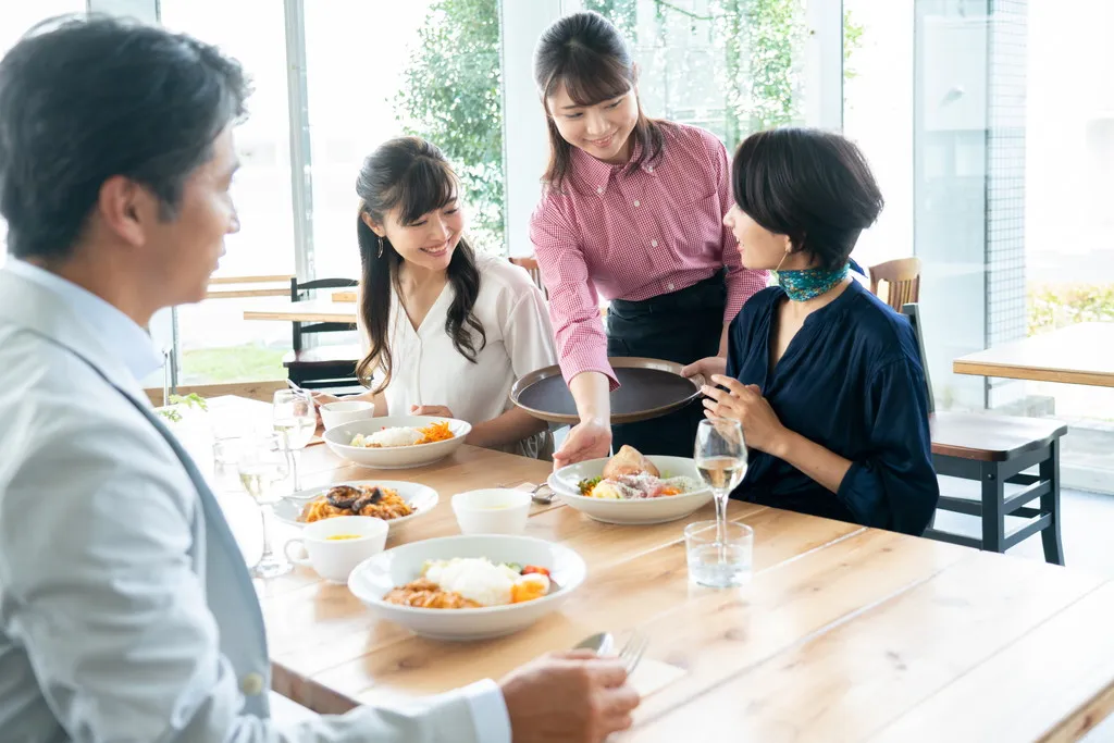 飲食店スタッフを即戦力に！スタッフ教育のコツやポイントは？
