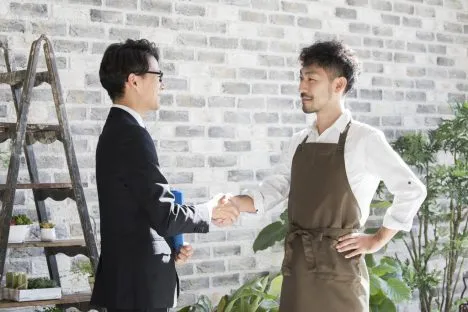 開業時の挨拶回りは必ず必要？挨拶時のポイントについて！