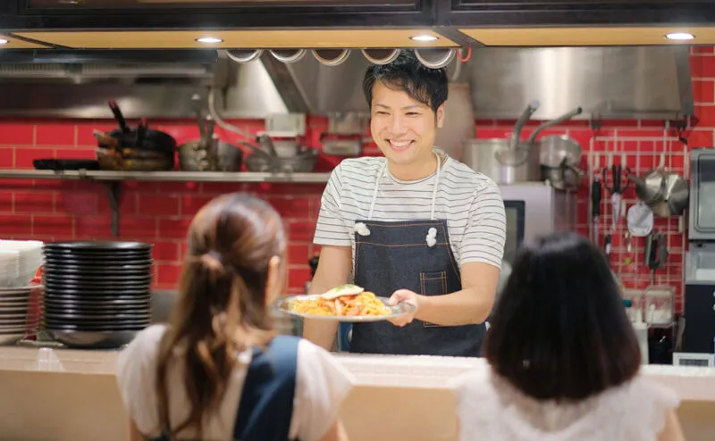 店内BGMの重要性・効果解説と店舗向け音楽配信サービスの選び方